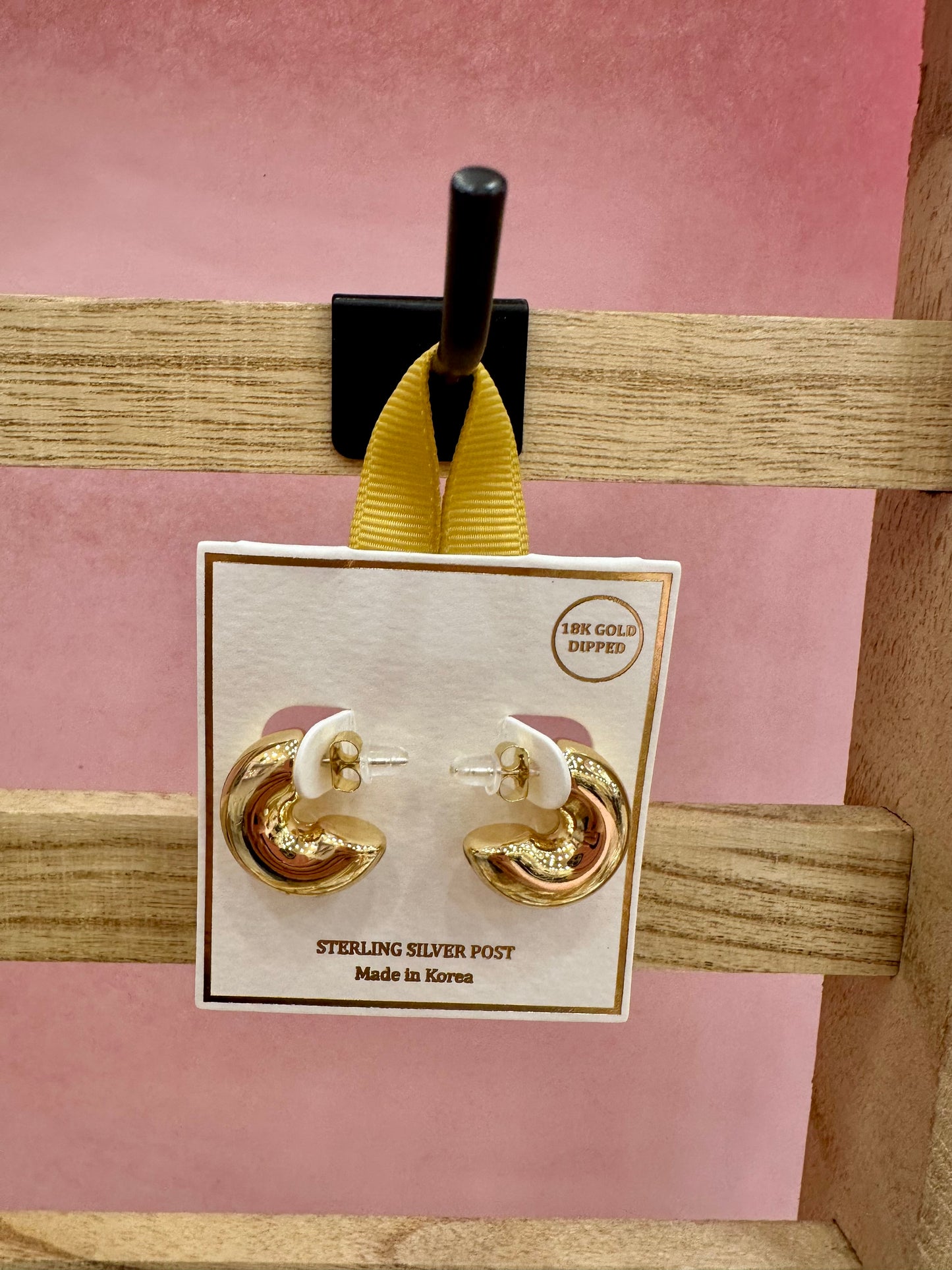 Thick Gold Hoop