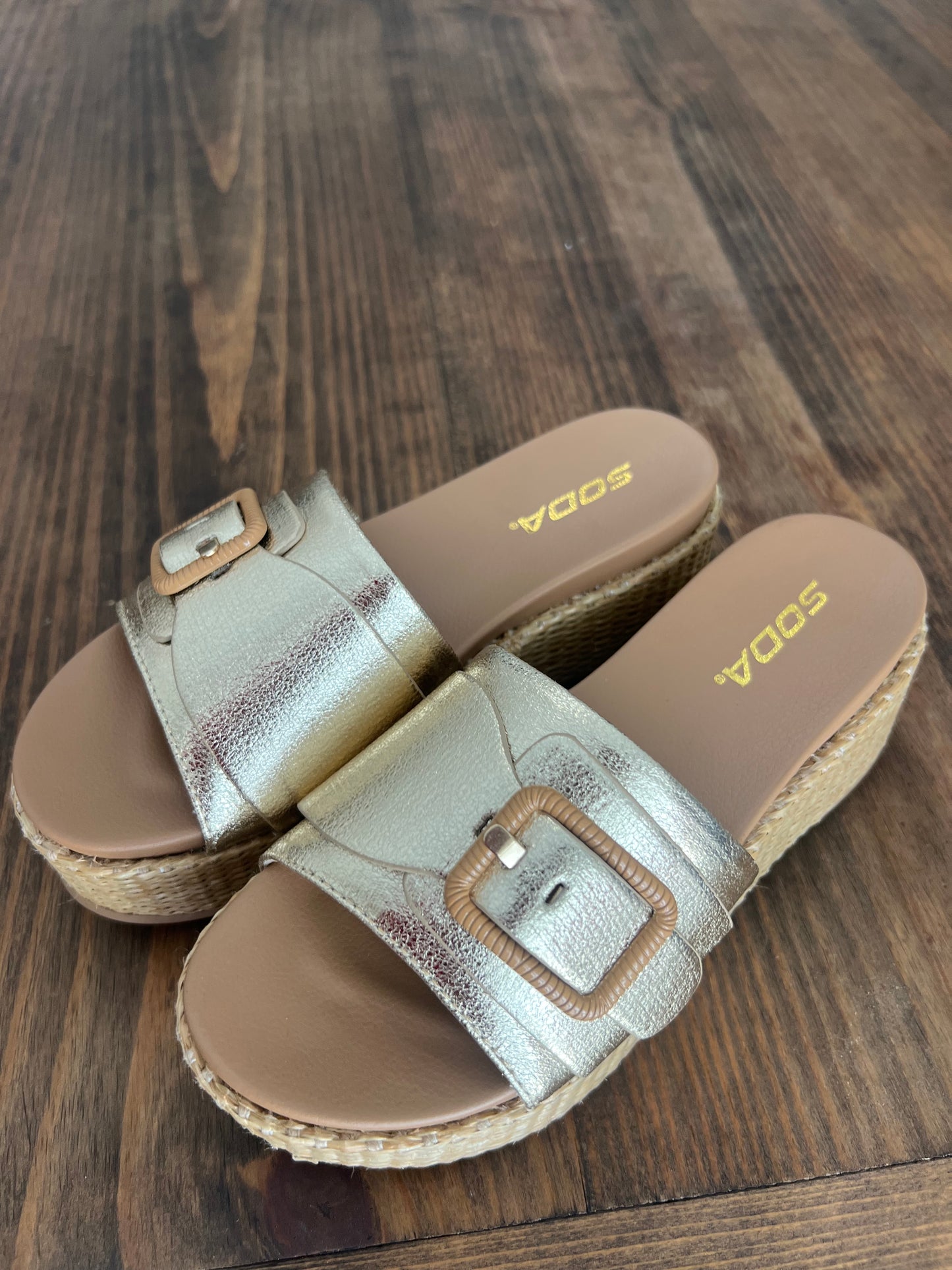 Lulah Gold Wedges
