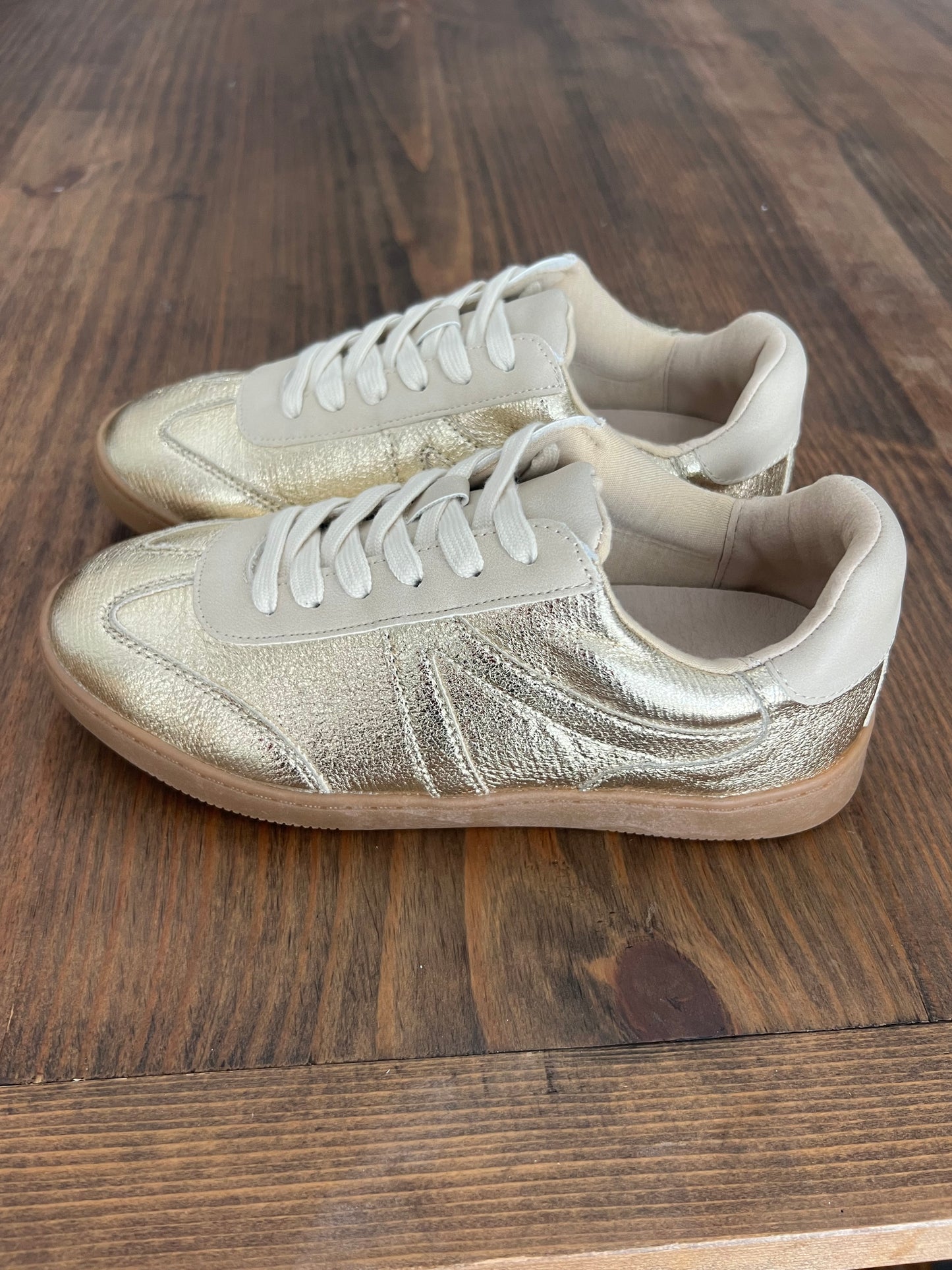 Galton Gold Sneakers