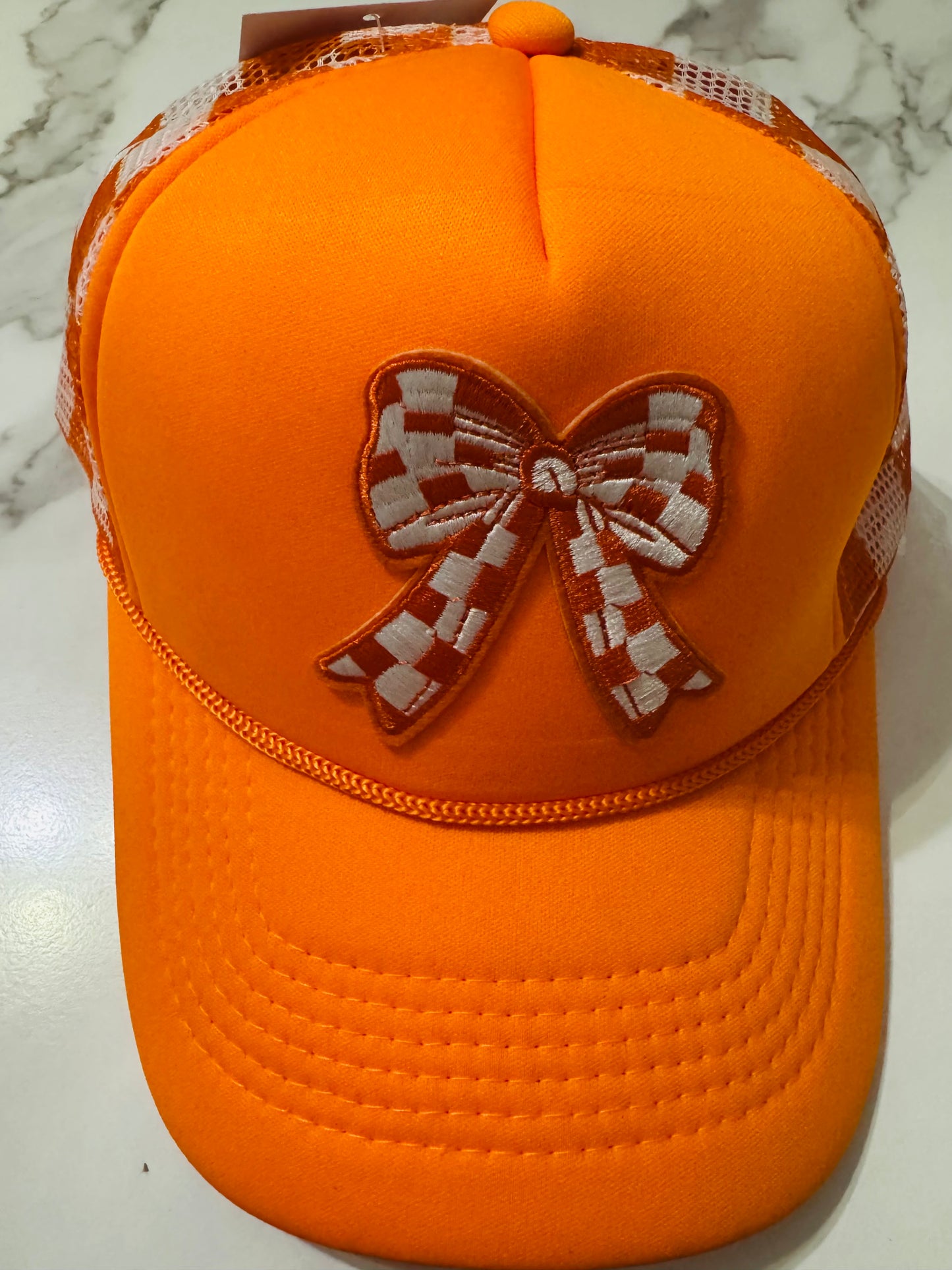 TN Bow & Checkerboard Hat