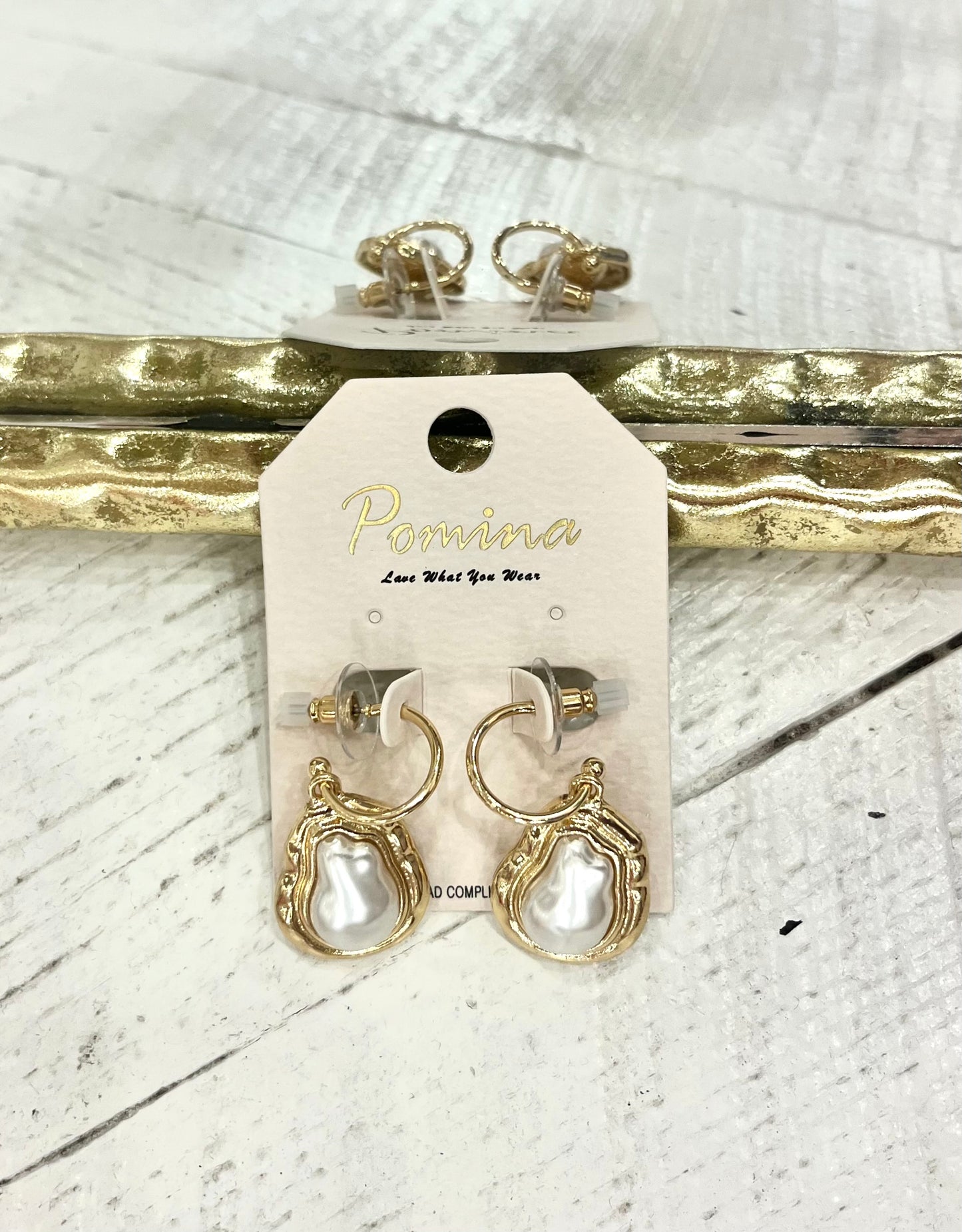 Pearl Cove Hoops