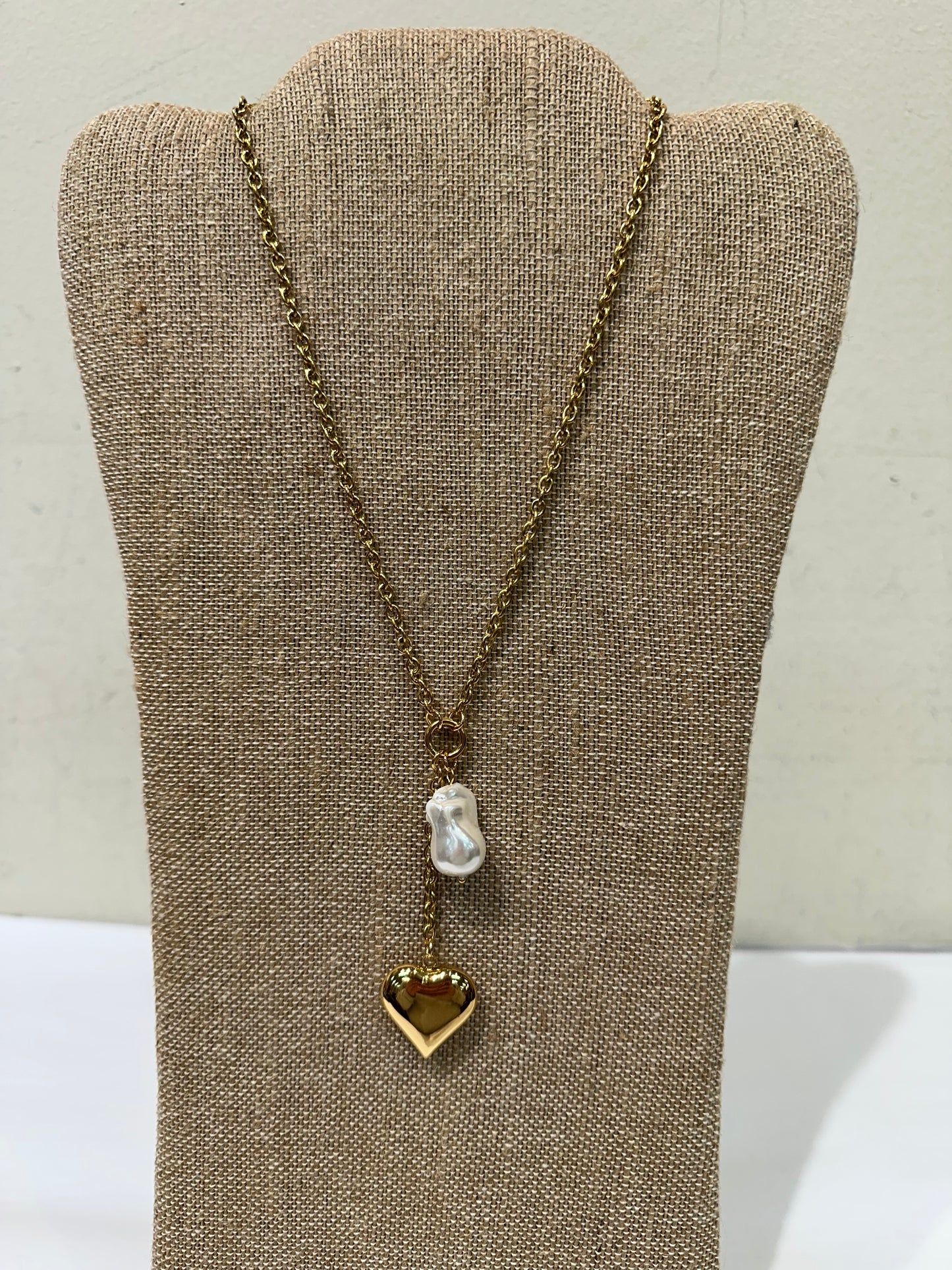 Heart Pearl Necklace