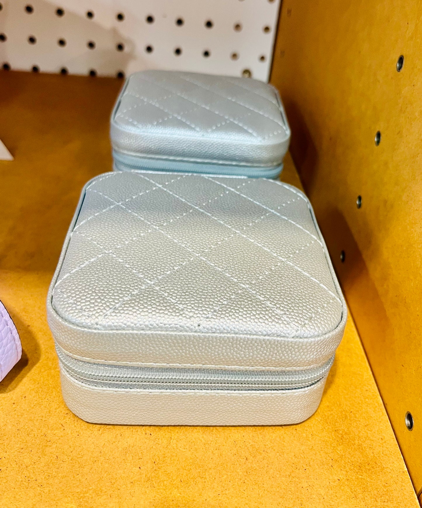 Jewelry Zip Up Box