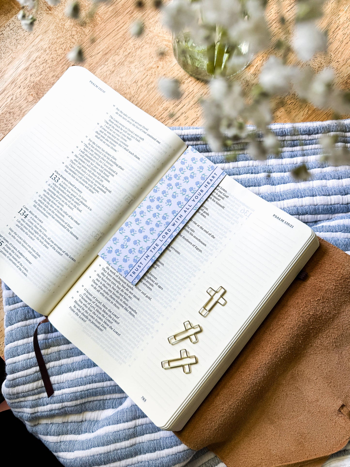 Cross Paperclip and Bookmark Set- Trust in the Lord