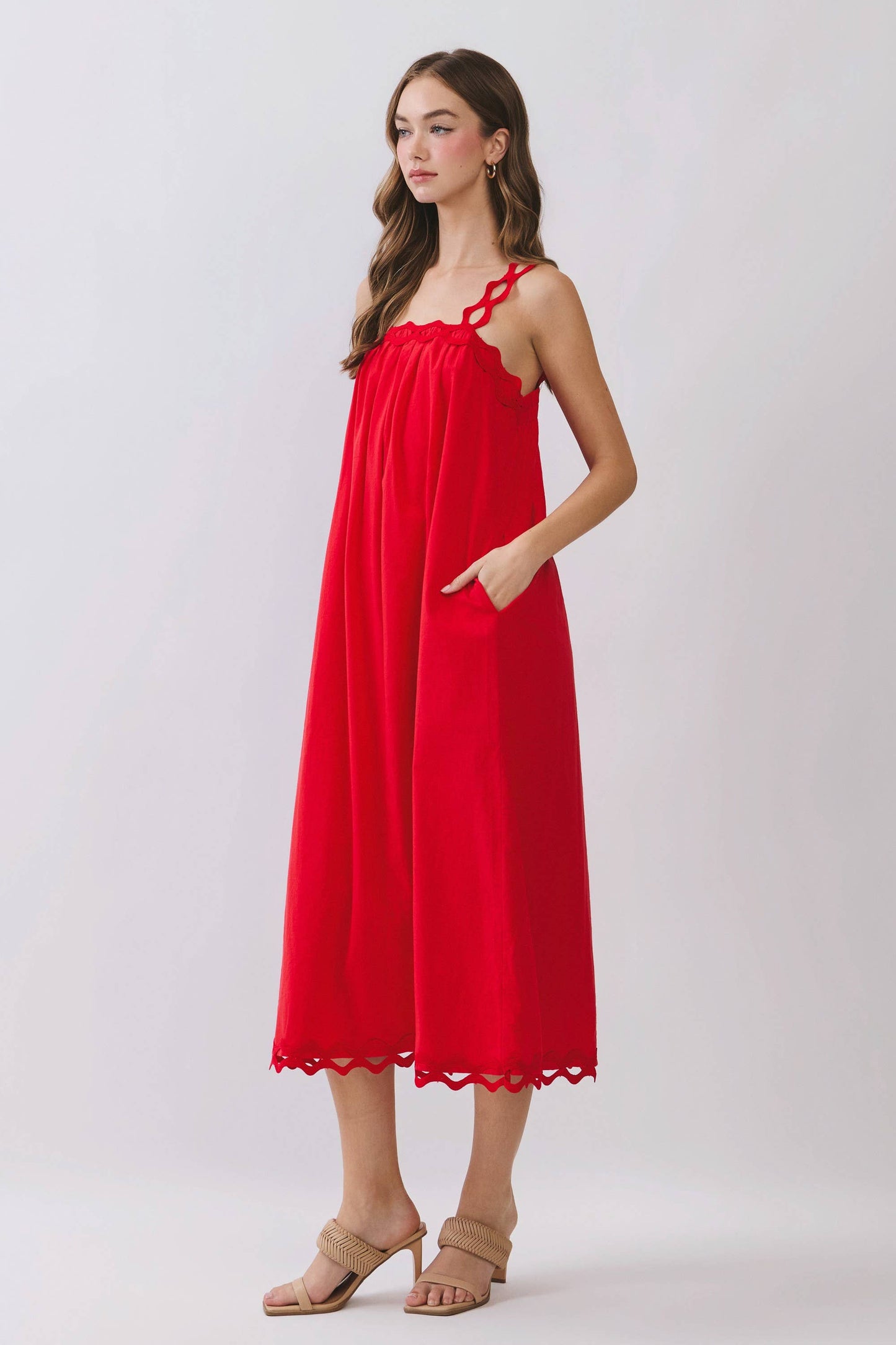 Scallop Strap Relaxed Fit Midi Dress