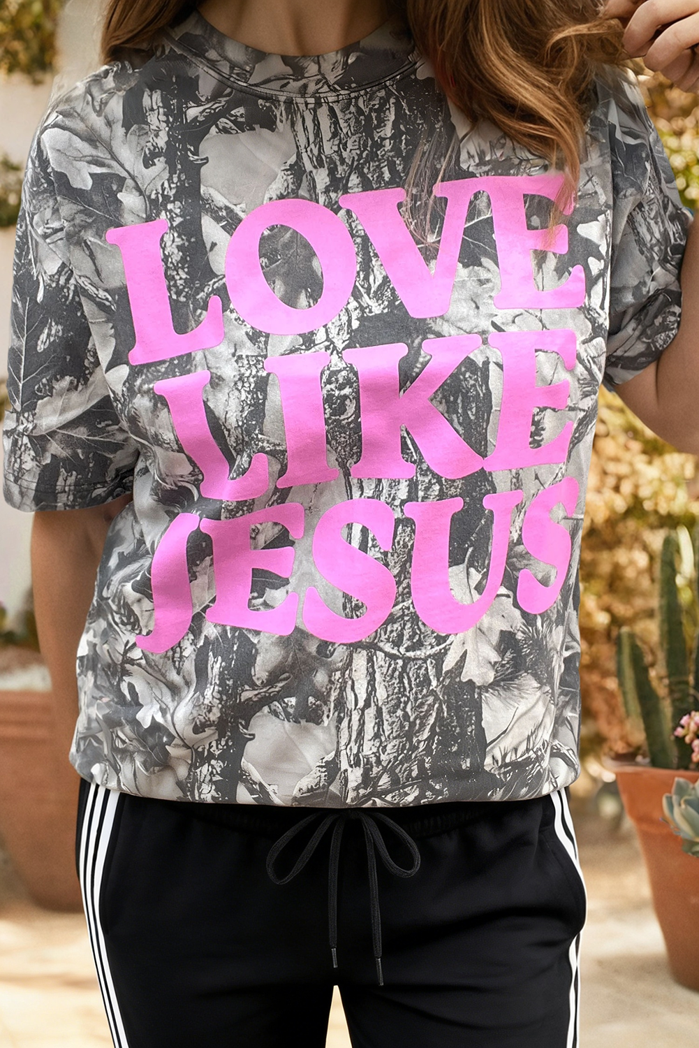 Camo Woodland LOVE LIKE JESUS Casual Tee