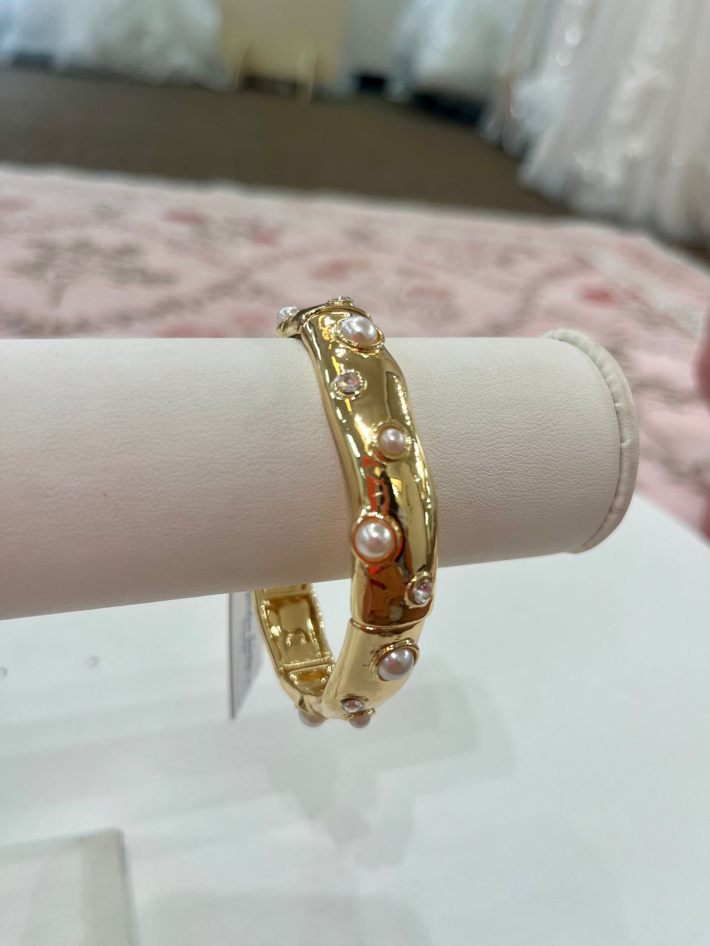 Pearl & Sparkle Gold Bracelet