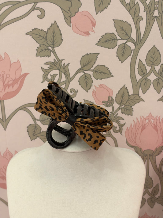 Leopard Bow Claw Clip