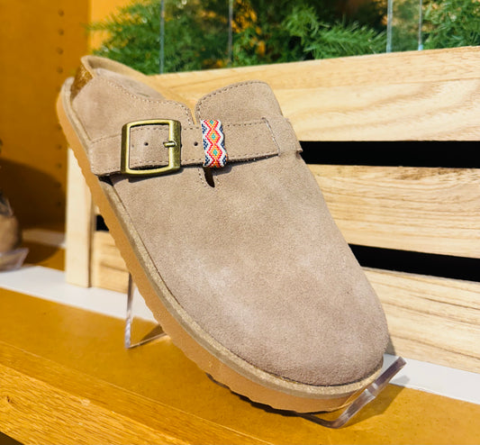 Capri Slide-ons