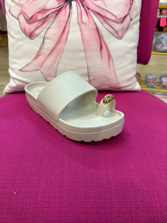 Light Sundae Sandals