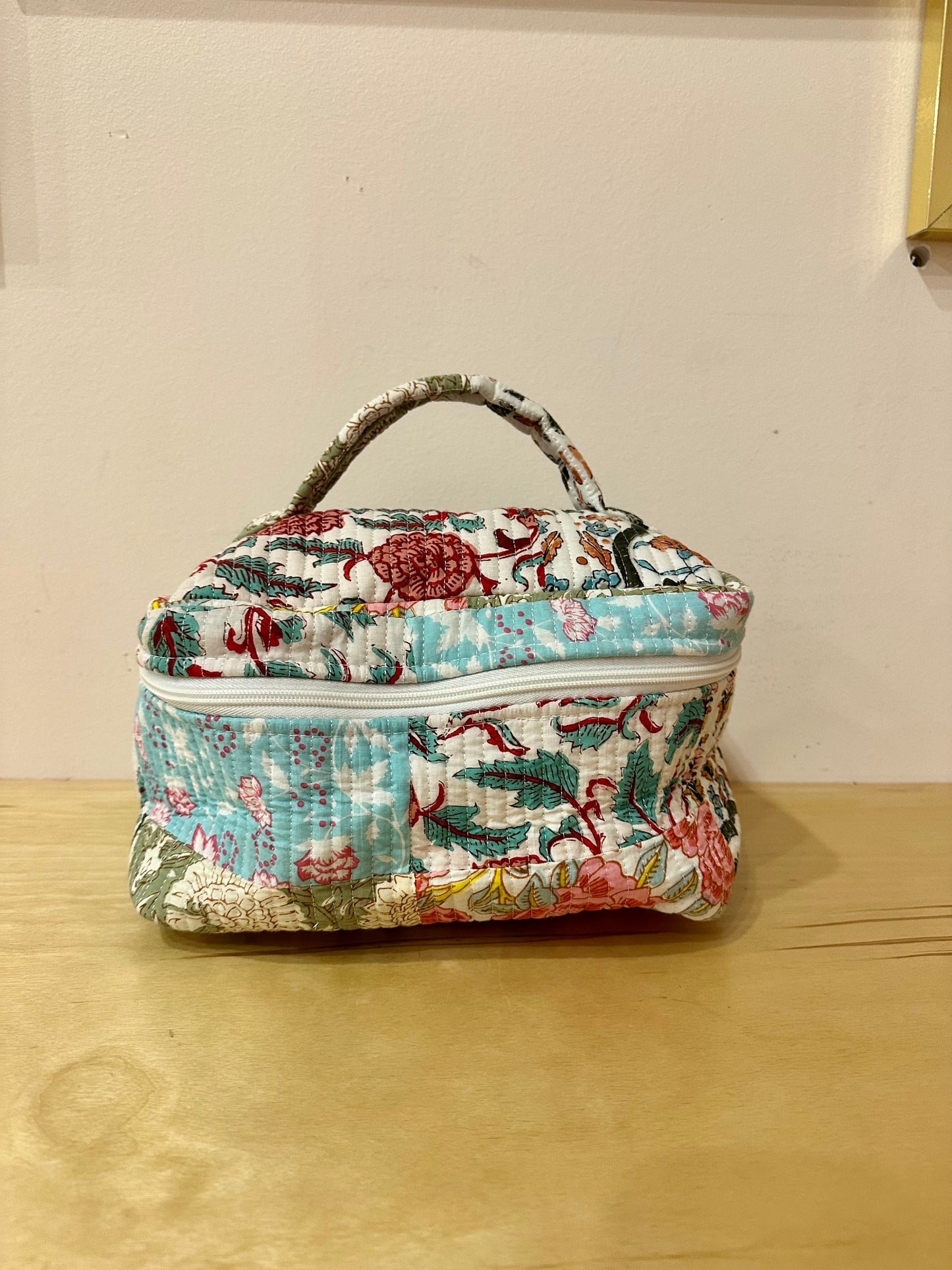 Sara Cosmetic Bag