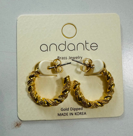 Twist Gold Hoop