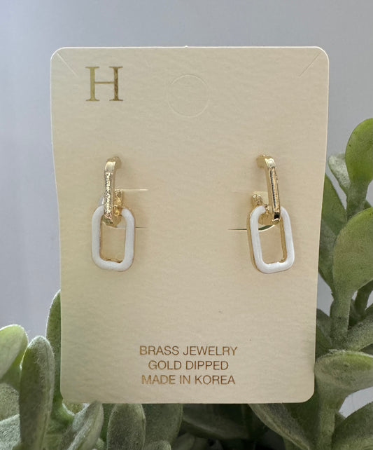 Gold & White Chain-linked Earring
