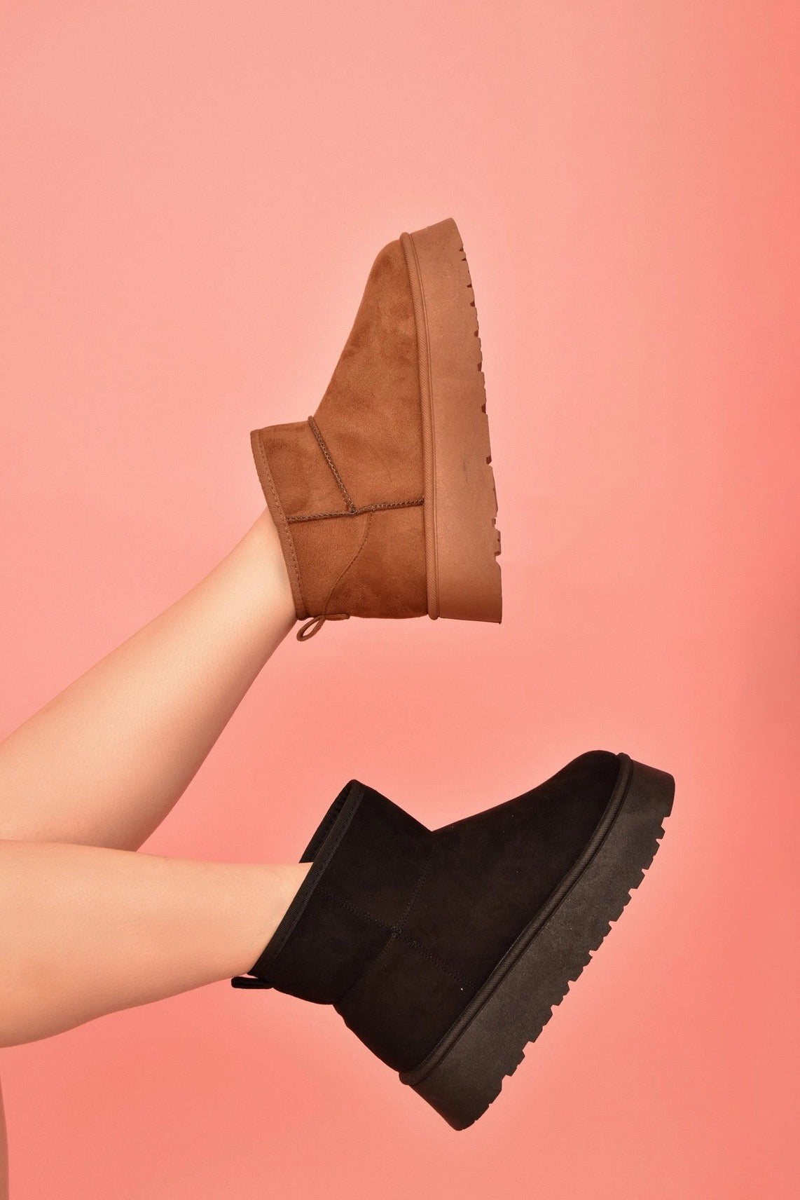 Oaklee Camel Suede