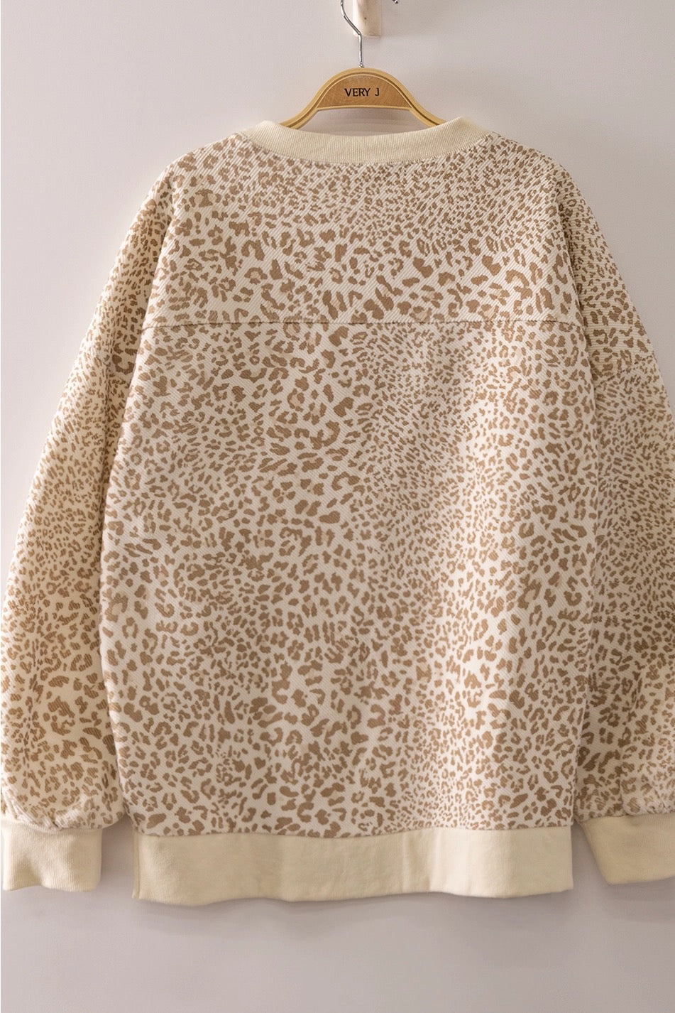 Tracy Leopard Sweatshirt